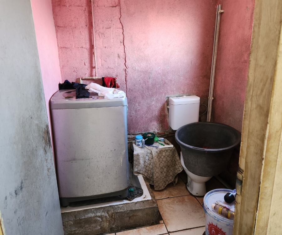  Bedroom Property for Sale in Mfuleni Western Cape